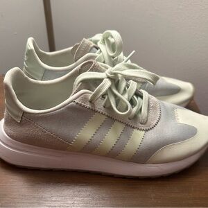 Adidas Women's Sneakers - Mint Green